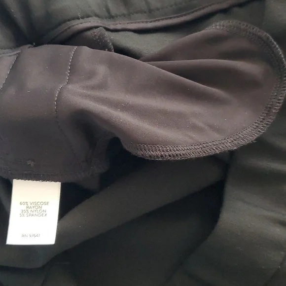 "J. JILL" PONTE SLIM LEG, Pull On PANT SIZE M, COLOR BLACK - Picture 7 of 12